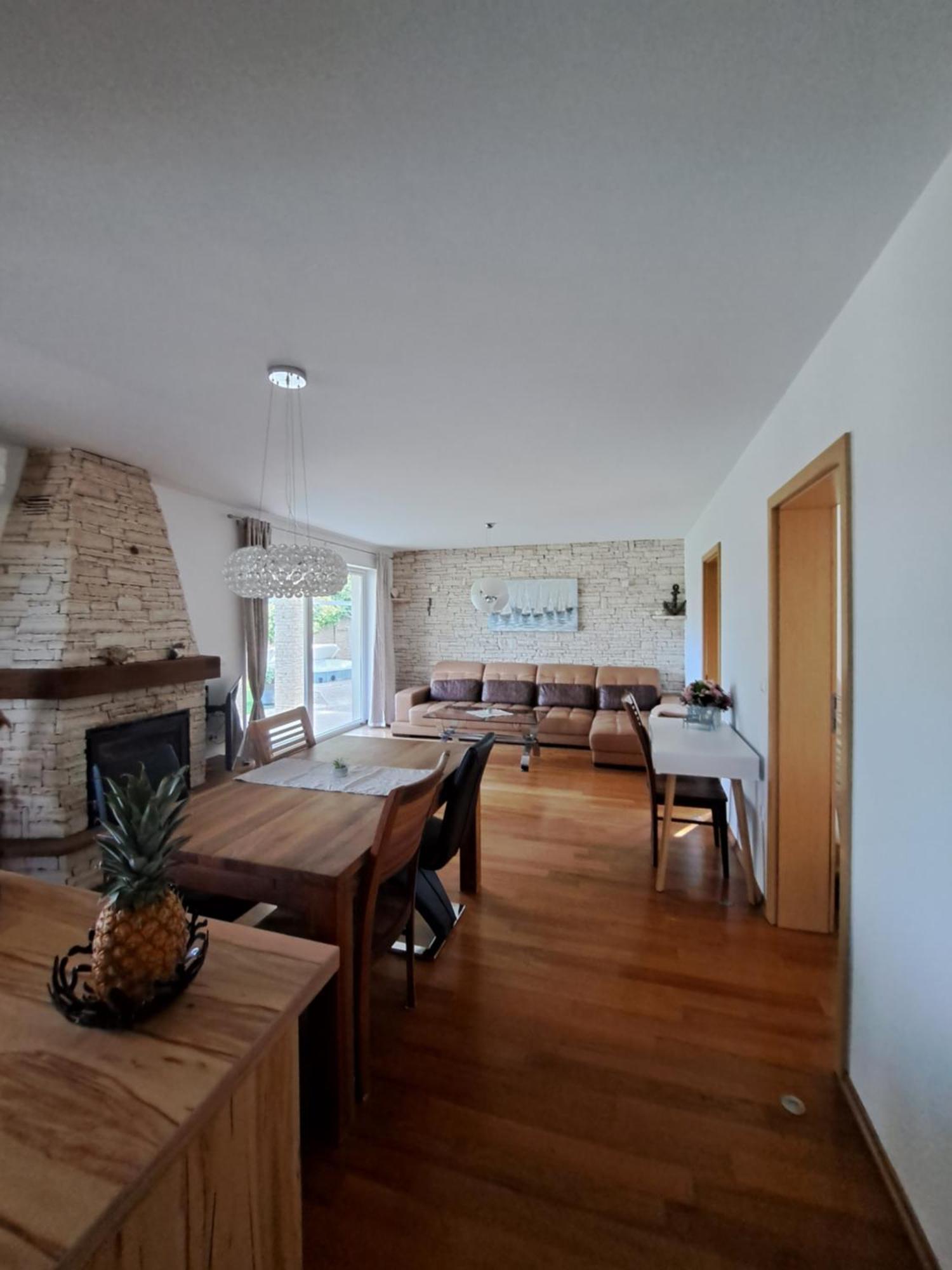 Apartments Villa Sotlar With Pool Umag Extérieur photo